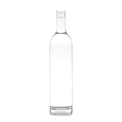 Super Flint Glass Material Base 700ml Clear Glass Whisky Vodka Wine Bottle for Alcohol