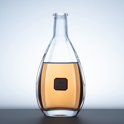 High Flint Glass Material 700ml 750ml Rum Vodka Whiskey Tequila Glass Bottle with Cork