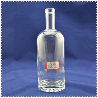 750ml Vodka Bottle with Frosted Texture and Crystal White Glass Material