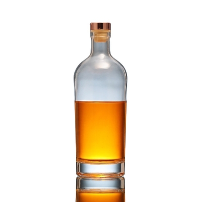 Customized 750ml Vodka Liquor Glass Bottle with Stopper and Transparent Material