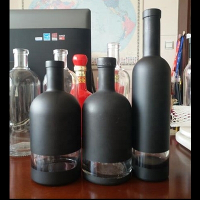 750ml Super Flint Glass Beverage Bottle in Matte Black and White with Custom Label