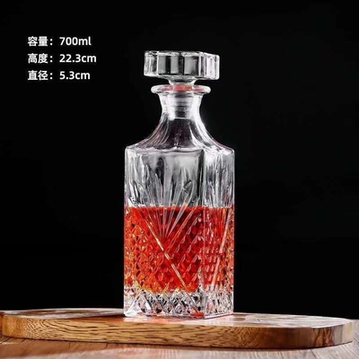 500ml/650ml/700ml/800ml Crystal White Glass Wine Decanter for Top Grade Brandy Vodka