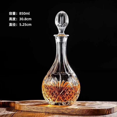 500ml/650ml/700ml/800ml Crystal White Glass Wine Decanter for Top Grade Brandy Vodka