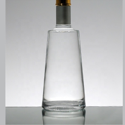 700ml Square Whisky Glass Bottle with Crystal White Glass Material and Embossed Style