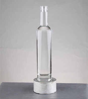 Industrial Beverage 250ml 500ml 750ml Flat Whisky Bottle Glass with Screw Cap