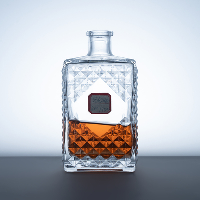 Custom Whisky Glass Bottle Capacity 500ml/1000ml/375ml Screen Printing Square Shape