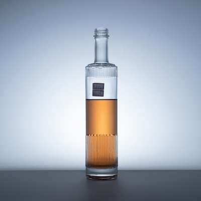 Customized 500ml/700ml/750ml Glass Bottles for Oil Whiskey Gin Liquor Vodka Packaging