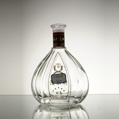 500ml 700ml Glass Bottle for Fancy Liquor Cork Sealing Type Super Flint Glass Material