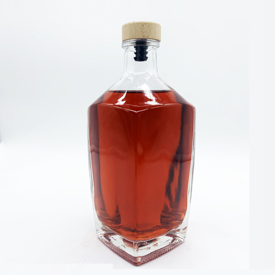 Customized Capacity 100-1000ml Clear Square Glass Spray Bottle for Whiskey Supply