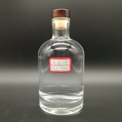 Super Flint Material Collar Custom Empty 500ml Glass Bottle for Whiskey Unbreakable Design