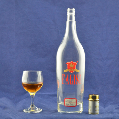 Collar Material Super Flint Material 700ml Empty Clear Alcohol Rum Whisky Spirit Vodka Glass Bottle for Liquor