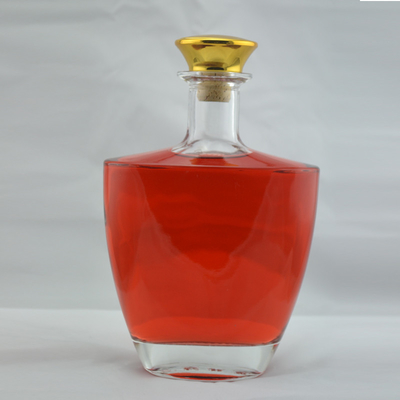 750ML Custom Spirit Bottles Super Flint Glass Material Brandy Glass Bottle with Cork