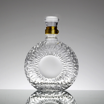 Trade Assurance High Flint Glass Material 750ml Clear Vodka Bottle for Big Event