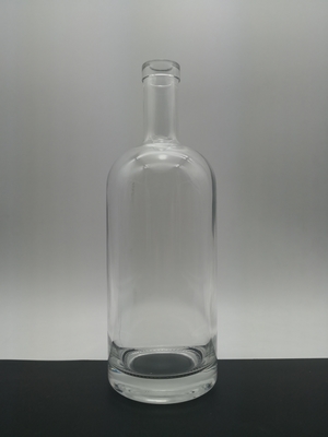 Frosted Super Flint 700ml Empty Bottles for Wine Decal Logo 750ml Vodka Glass Bottle