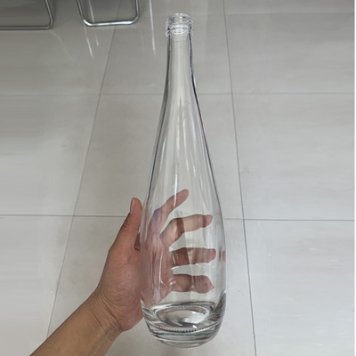 350ml 750ml Clear Glass Water Bottle Custom Color Spray for Super Flint Glass Material