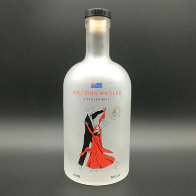 700ml Whiskey Vodka Glass Bottle with Crystal Glass Material and Sophisticated Look