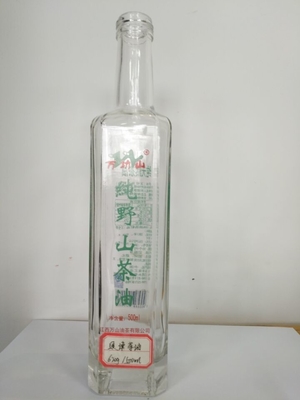 Transparent Empty 750ml Vodka Liquor Glass Bottle with Sealing Type Cork/Screw/Guala