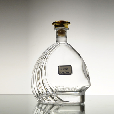 700ml Super Flint Glass Material Whisky Bottle for Clear Vodka Sprits Empty