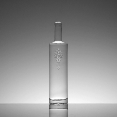 Customized Crystal Glass Juice Bottle from Italy with Cork Sealing Type