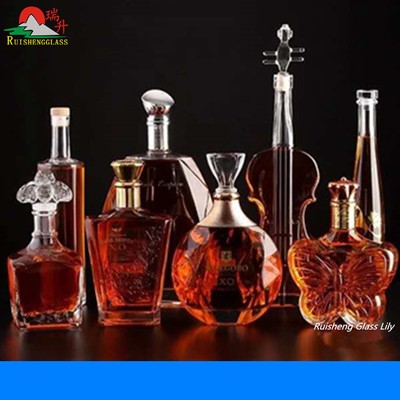 Customized 750ml/500ml Glass Bottle for Spirits Packaging Twist-off Cap Sealing Type