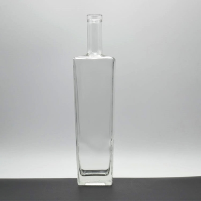 Frosted 750ml Glass Bottle for Liquor Brandy Whiskey Vodka Gin Rum Square Shape CNF