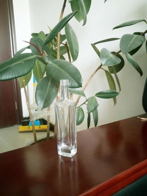 Fancy Design Small Capacity Perfume Glass Bottle for Sustainable Packaging Solutions