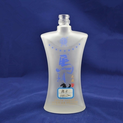 Custom 750ml Rocket Shaped Vodka Glass Bottle For Beverage Online with SCREW CAP