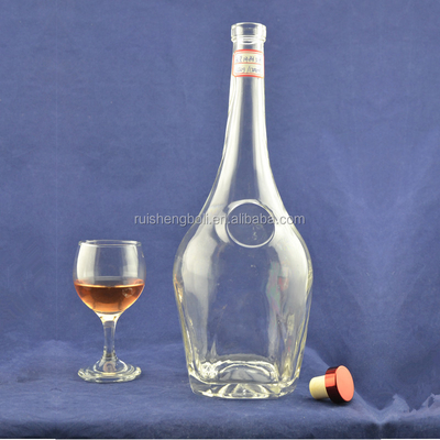 Custom Size Flint Glass Bottle for Limoncello Decal Surface and Crystal Material