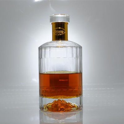 Glass Bottle Capacity 750ml Mountain Base Round Flint Bottle Square Shoulder Gin Whiskey