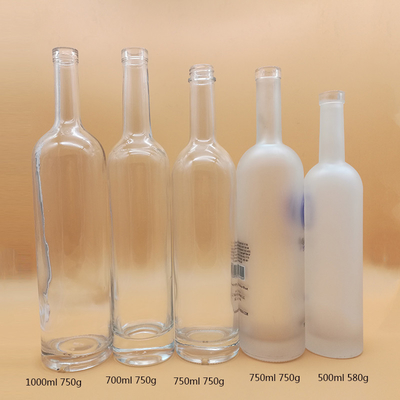 Customized Color Spray Vodka Glass Bottle 750ml with Super Flint Glass Material