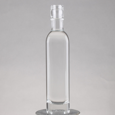 Kendo Super Flint Good Grade Metal Screw Cap Glass Vodka Bottle Industrial Beverage