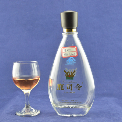 500ml 750ml Glass Vodka Whisky Bottles Super Flint Glass Material and Flat Base Design