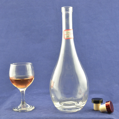 500ml 750ml Glass Vodka Whisky Bottles Super Flint Glass Material and Flat Base Design
