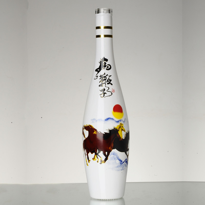 Super Flint Glass Material 750ml Vodka Glass Bottles Customized for Shandong Yuncheng