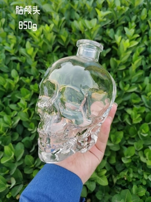 Square Customized Glass Liquor Bottles for Spirits Vodka Gin Rum Whisky 700ml Cork