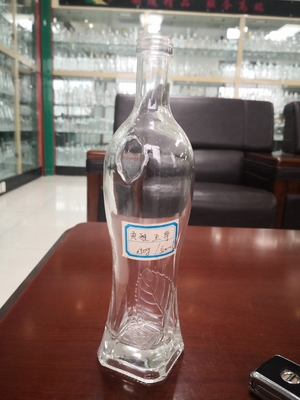 Electroplating Custom Design Engraved Glass Bottle for Vodka/Brandy/Whiskey 500ml 700ml