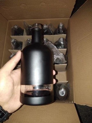 Electroplating Custom Design Engraved Glass Bottle for Vodka/Brandy/Whiskey 500ml 700ml