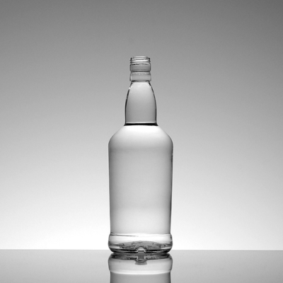 Super Flint Glass Material 500ml 700ml 750ml Empty Rum Clear Liquor Bottle for Beverage