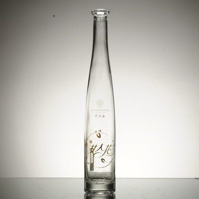 750ml Clear Glass Bottle Vodka with High Flint Glass Material and Cork Sealing Type