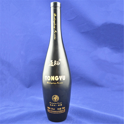 750ml Capacity White Liquor Glass Bottle in Rocket Shape for Drinks and Beverages