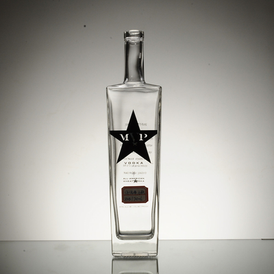 OEM Welcome 750ml Glass Beverage Bottles For Wine Whiskey Tequila Vodka Glass Glass