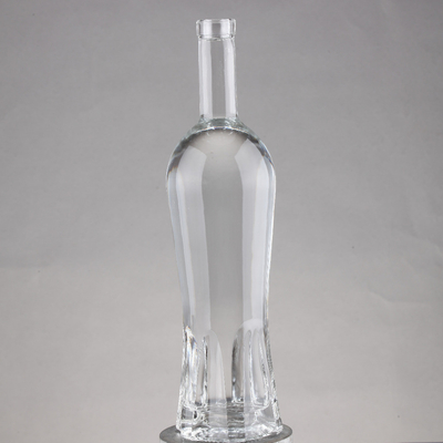 Embossed Clear Round Tall Guala Cap Whiskey Bottle Glass Bottles with Corks