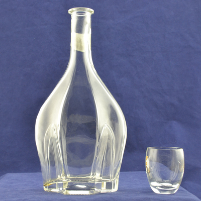 ISO14001 Certified Super Flint Glass Bottles for XO/Brandy/Whiskey/Vodka Manufacture