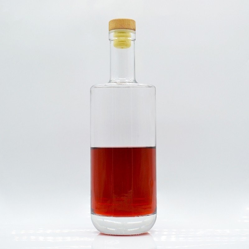 Custom Alcohol Whisky Cork Vodka Bottles with Extra Flint Cylinder 750ml Glass Bottle