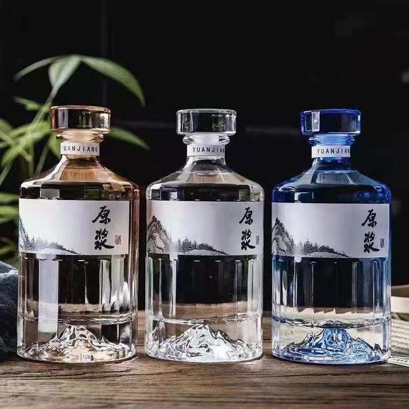 Super Flint Glass 500ml 700ml 750ml Rum Vodka Whisky Liquor Gin Bottle with Glass Cork