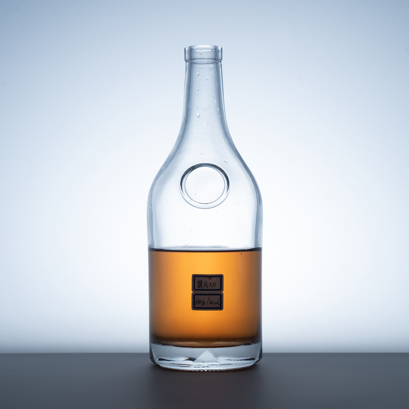 Body Material Super Flint Glass Brandy XO Mini Champagne Cylinders with Maple Leaf