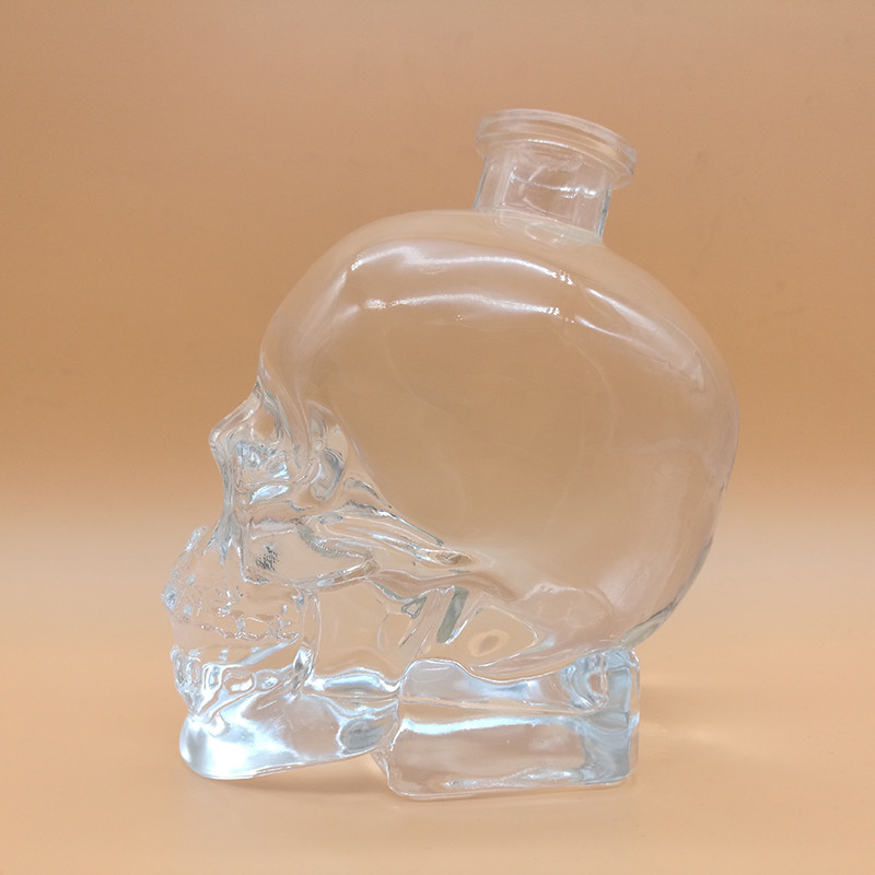 Decal Surface Handing Custom Design 750ml Glass Bottle for Liquor Whisky Gin Vodka