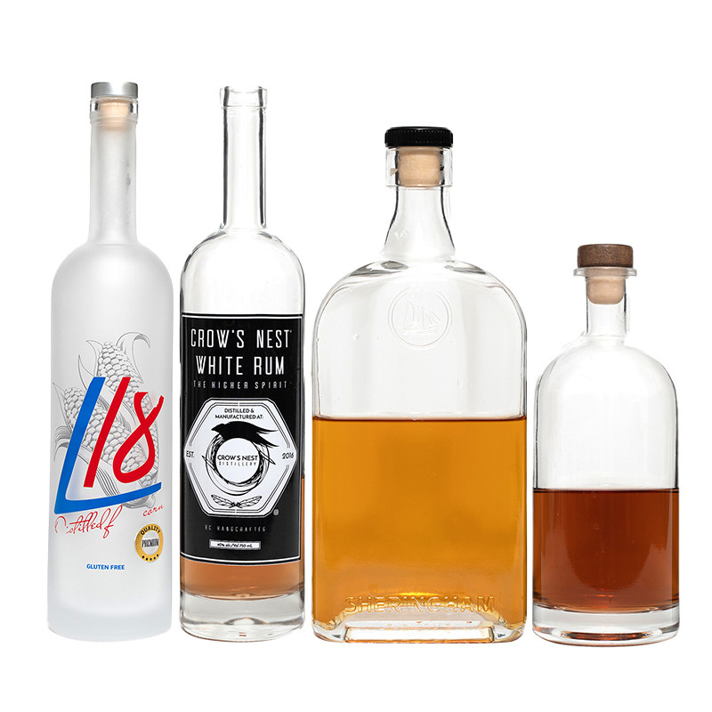 700ml Glass Brandy Vodka Gin Bottle in Fancy Design with Super Flint Glass Material