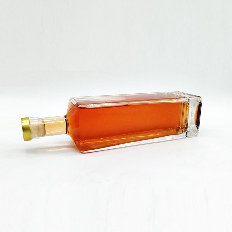 Frosted 750ml Glass Bottle for Liquor Brandy Whiskey Vodka Gin Rum Square Shape CNF