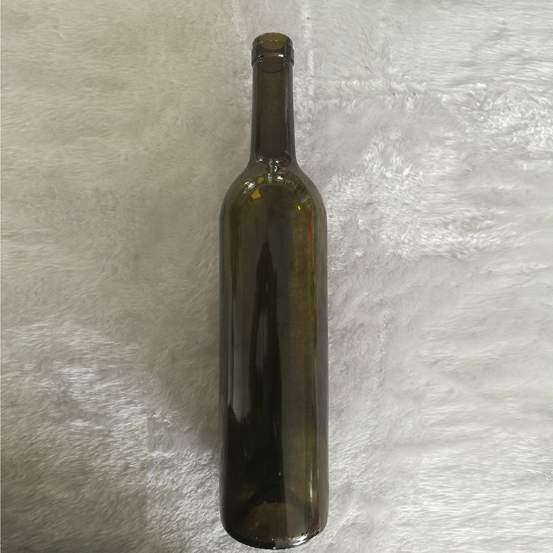 Hot Stamping 750ml Amber Glass Bottle for Vodka Whisky Brandy Beverage